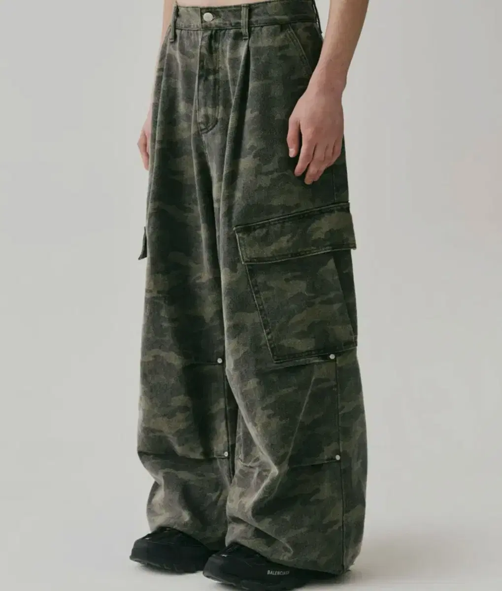 어반드레스 와이드 카고 팬츠 카모 Side Big Cargo Pants